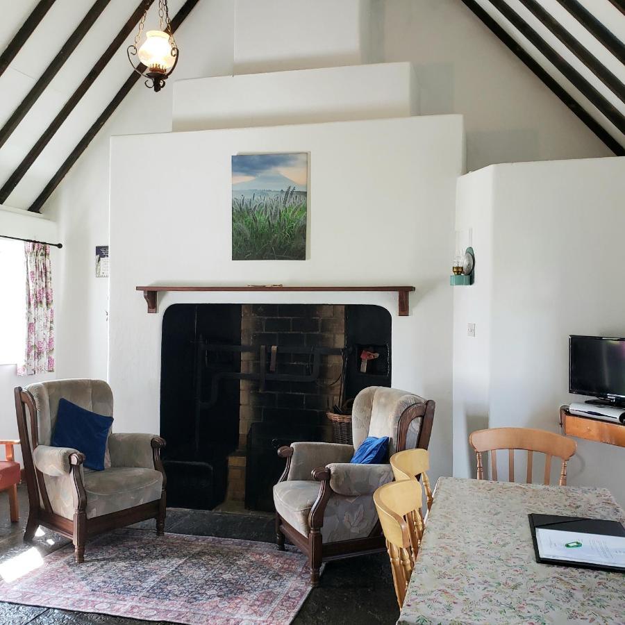 Louisburgh Cottages Екстериор снимка