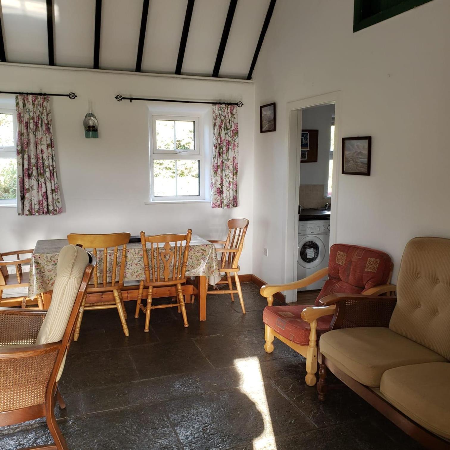Louisburgh Cottages Екстериор снимка