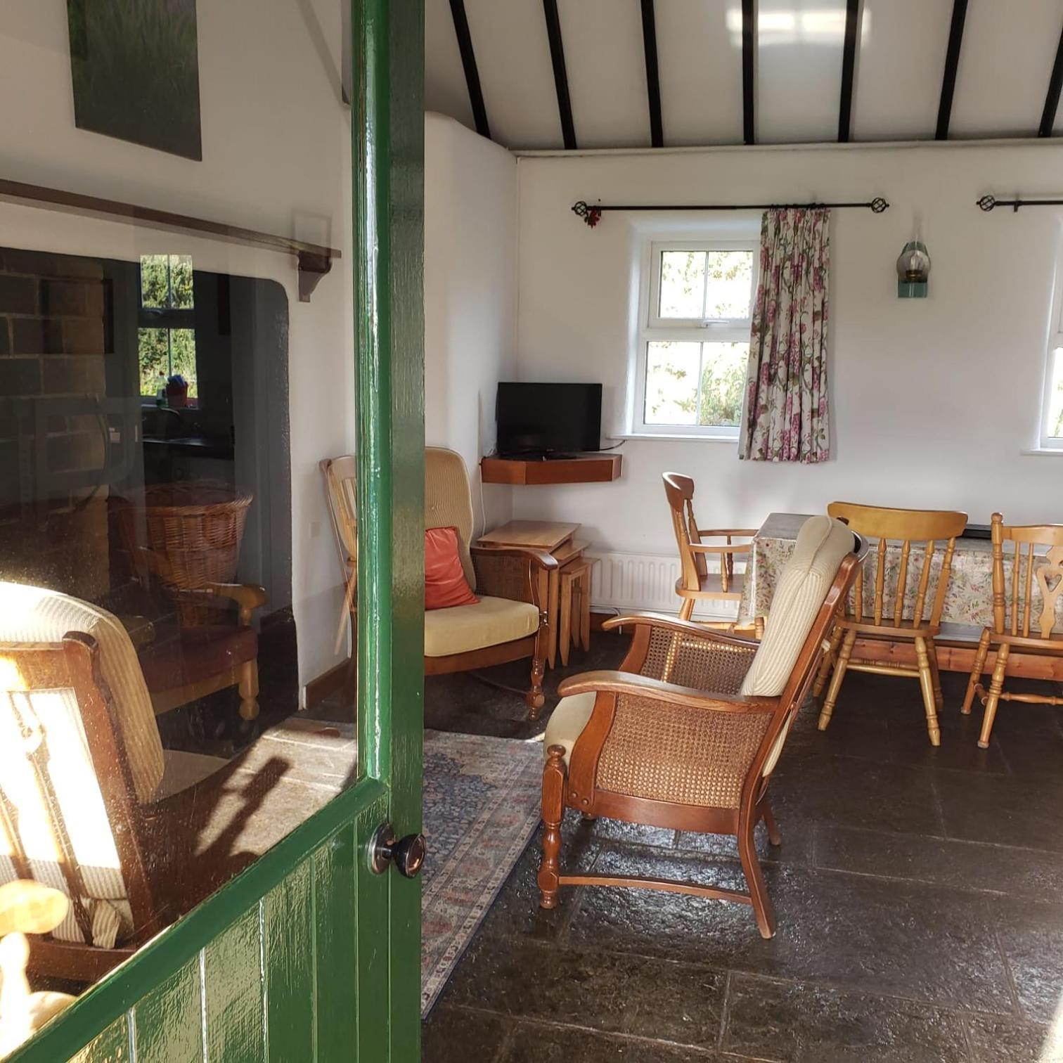 Louisburgh Cottages Екстериор снимка