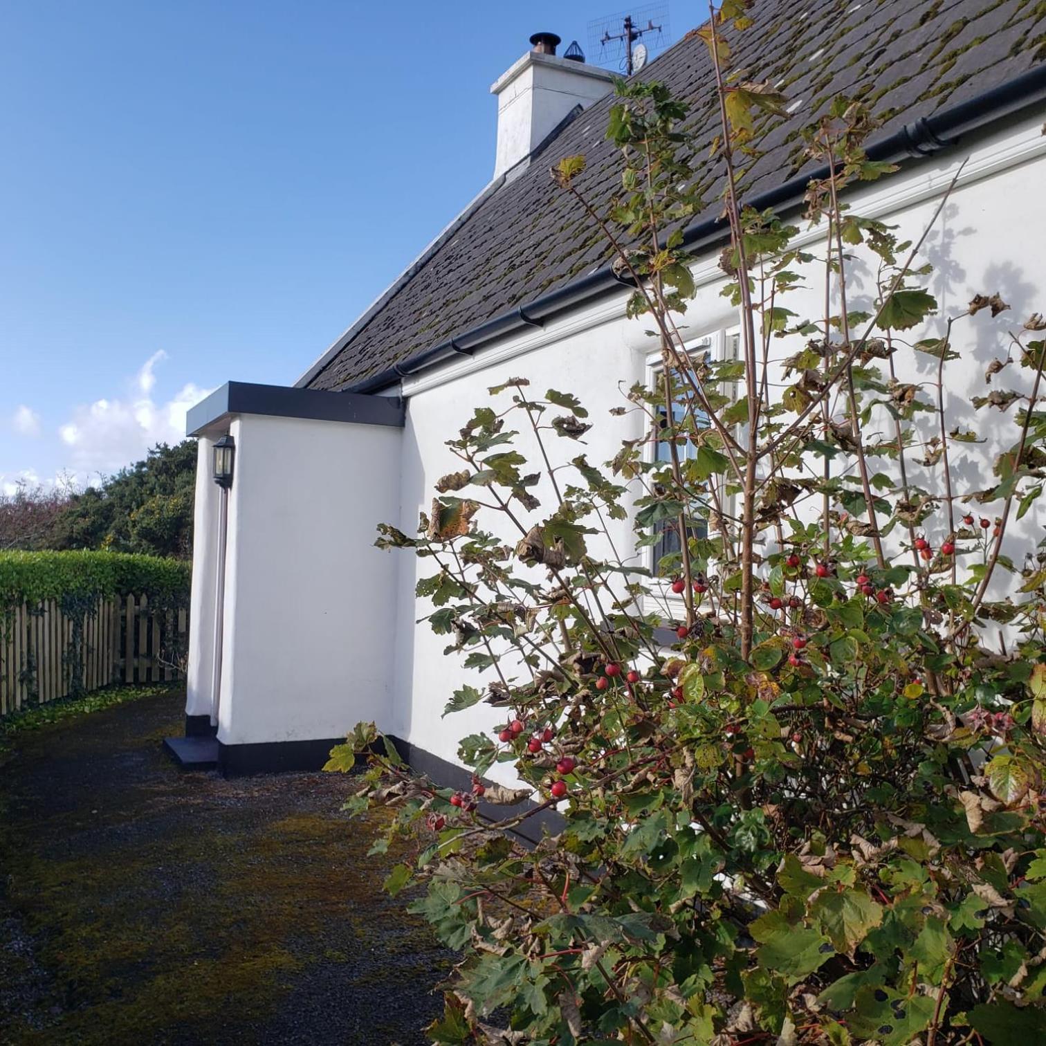 Louisburgh Cottages Екстериор снимка